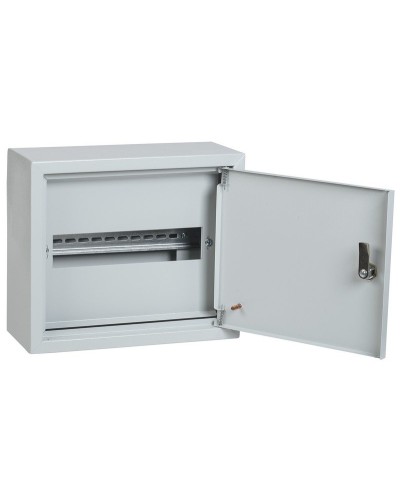 ЩРн-12з 265х310х120 IP31 GENERICA (MKM14-N-12-31-Z-G). Щит распределительный навесной с замком. GENERICA в Красноярске