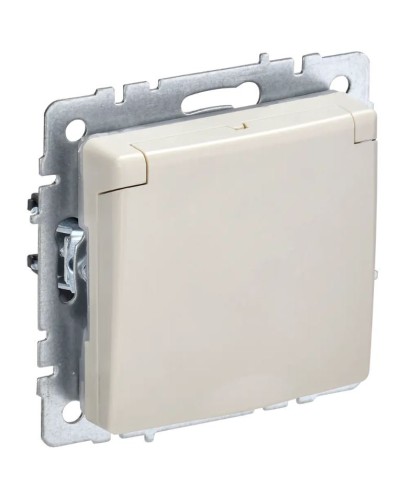 Розетка с з/к РСбш10-3-БрКр бежевый BRITE (BR-R16-16-K10). Розетка с заземлением с защитными шторками и крышкой. IEK в Красноярске